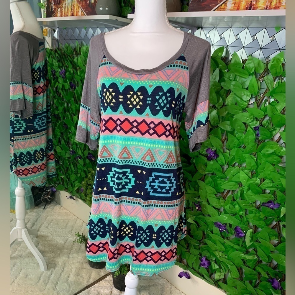 NWT Large Martin’s Multi Colored Lightweight Tunic